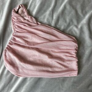 Small blush pink 1 shoulder cropped top
